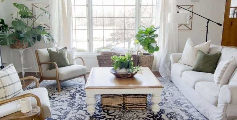 Neutral Spring Decor Ideas for the Modern Farmhouse Home