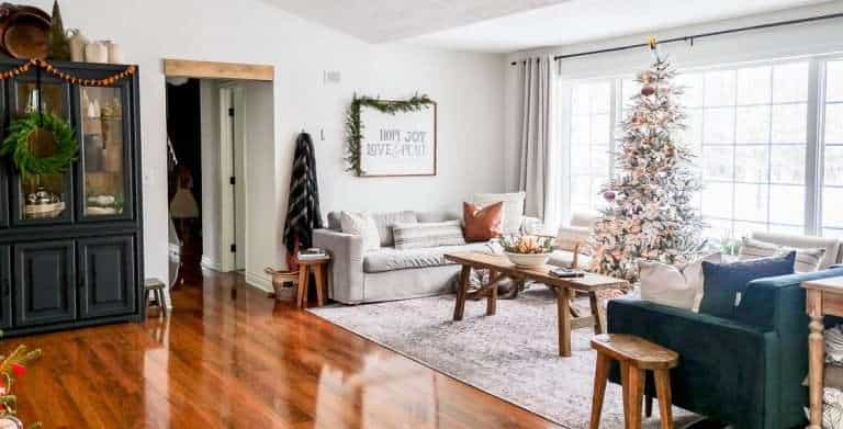 21 Organic Modern Christmas Interior Decorating Ideas (2023)