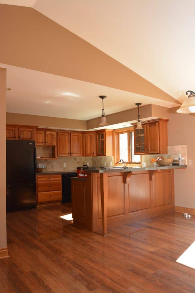 Kitchen before painting.