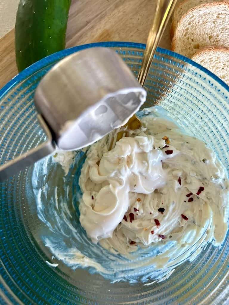 Vegan cream cheese blend.